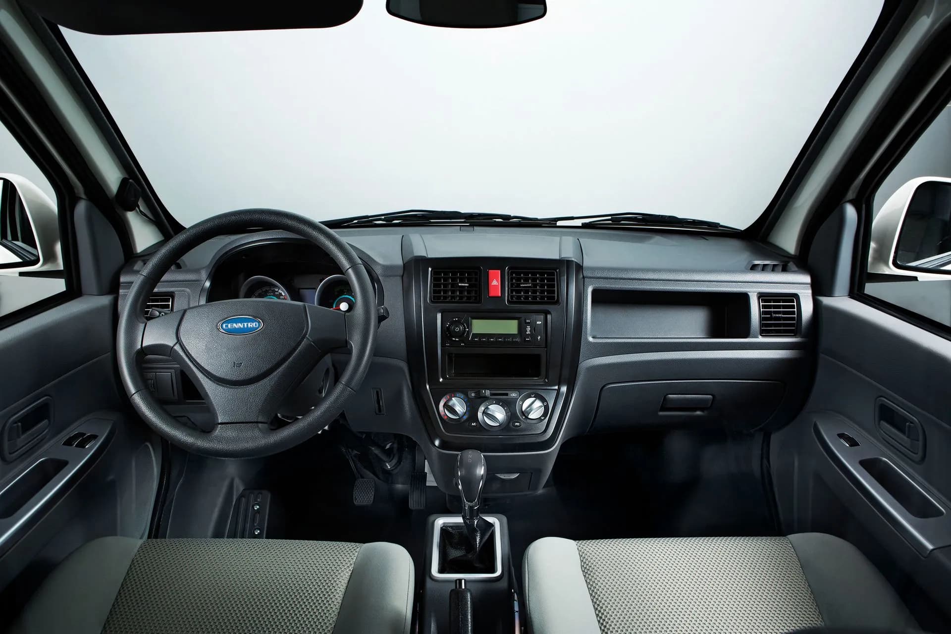 Cenntro LS200 – Kompaktni električni kombi za poslovnu efikasnost - Image 4